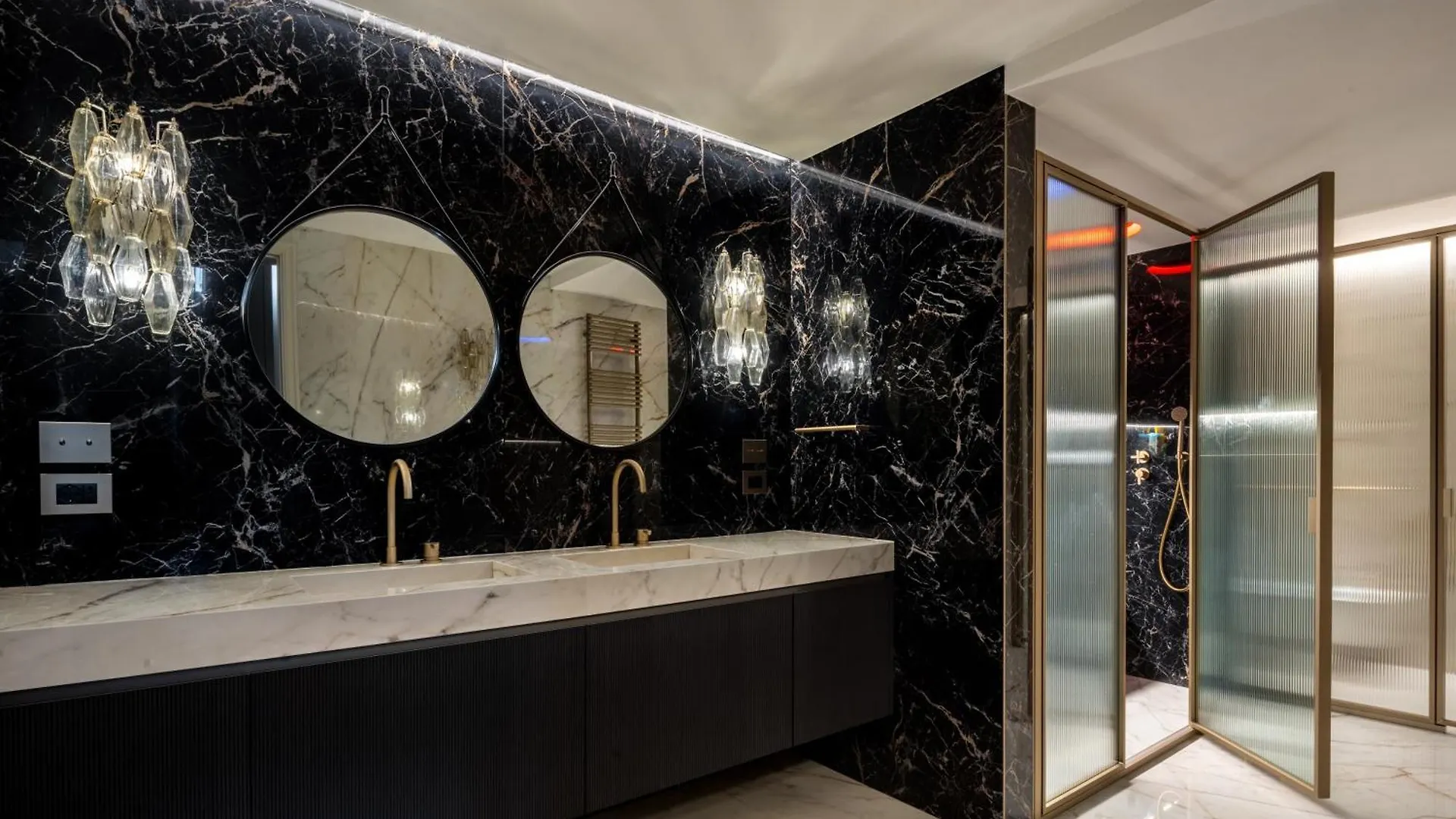 ונציה Noble Floor Art Apartment R&R